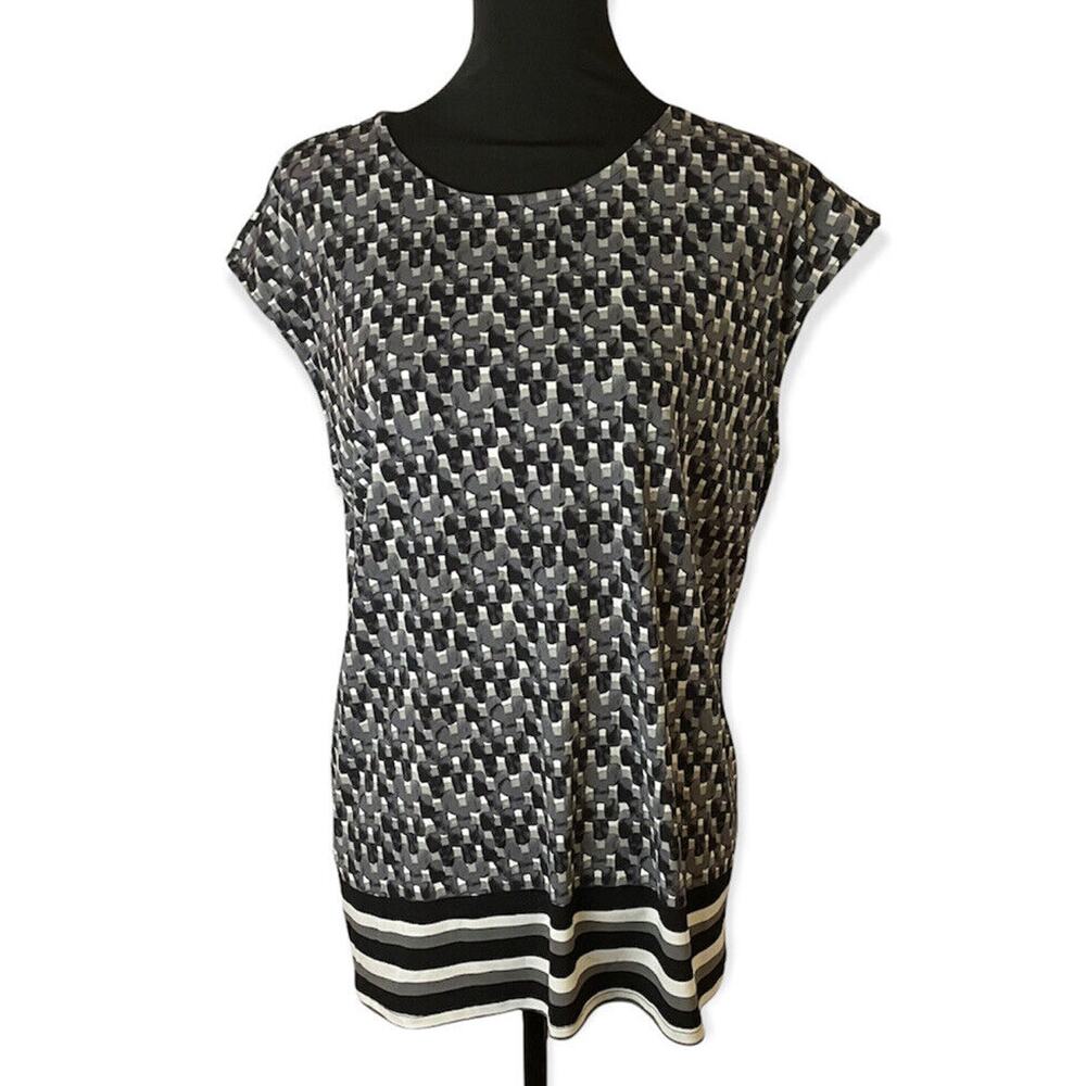 Liz Claiborne Sleeveless Blouse Career Workwear Geometric Black White Top